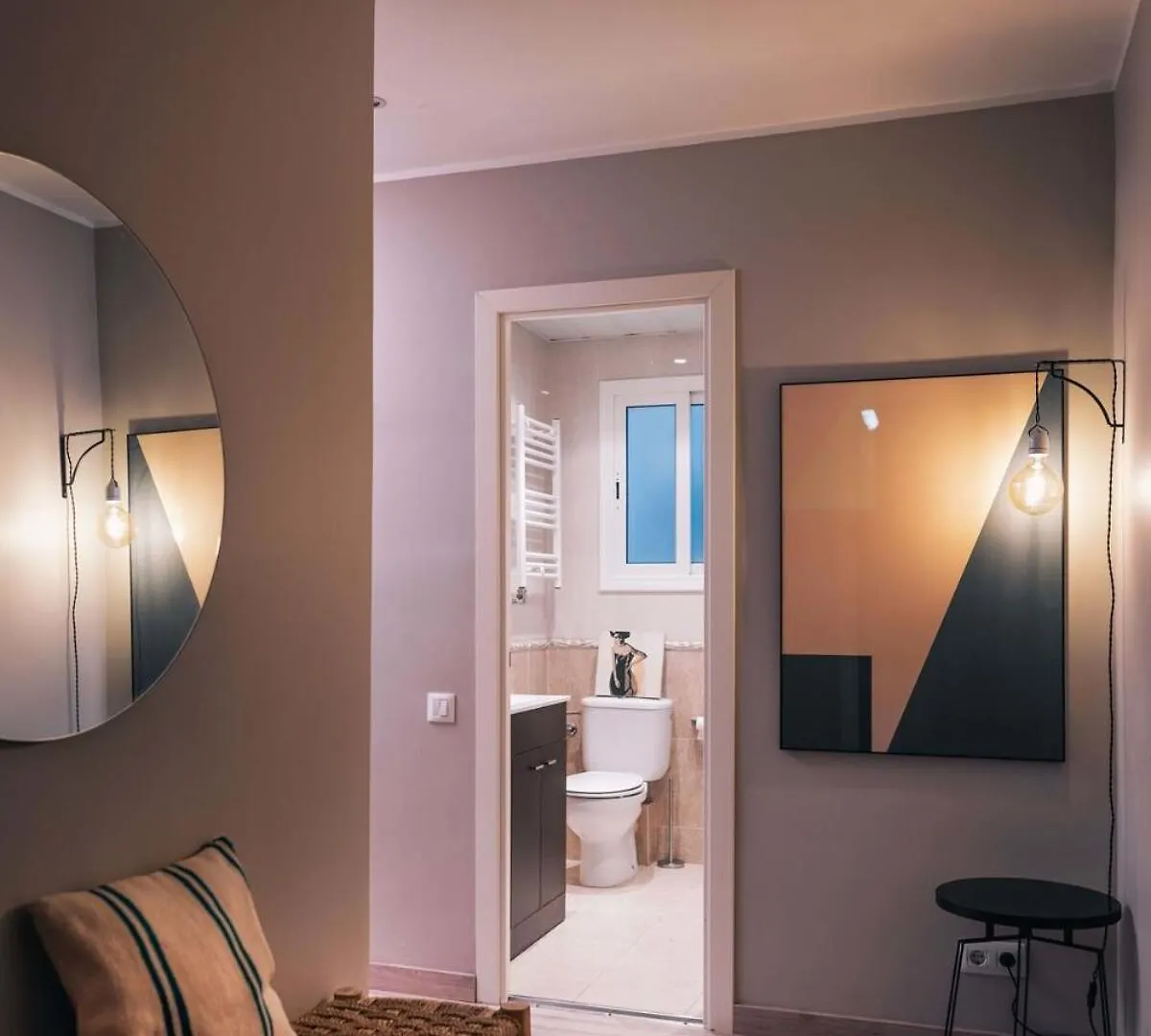 Comfortable 3-Bedroom Next To Sagrada Familia Barcelona 0*,